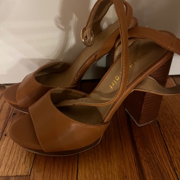 Madden Girl Shoes - Tan platform sandals